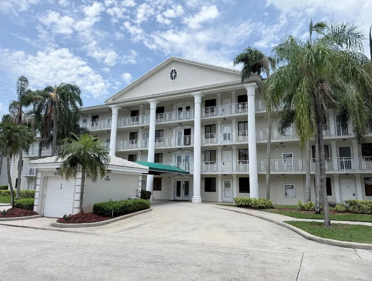 01-exterior-building-front at 6025 Balboa Circle 306, Boca Raton