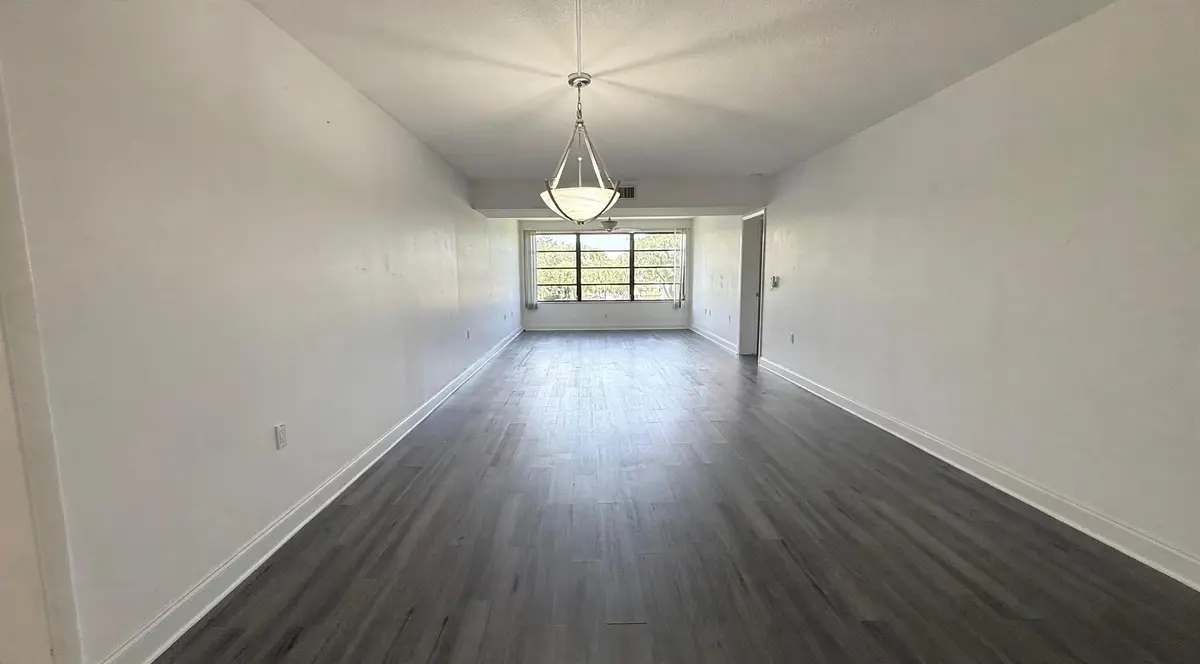14-living-room-angle-2 at 6025 Balboa Circle 306, Boca Raton