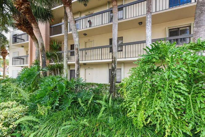 1401 Tidal Pointe Blvd Apt 202-small-003 at 1401 TIDAL POINTE Boulevard 202, Jupiter