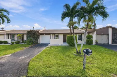 15676 BOTTLEBRUSH Circle, Delray Beach – Villa for rent