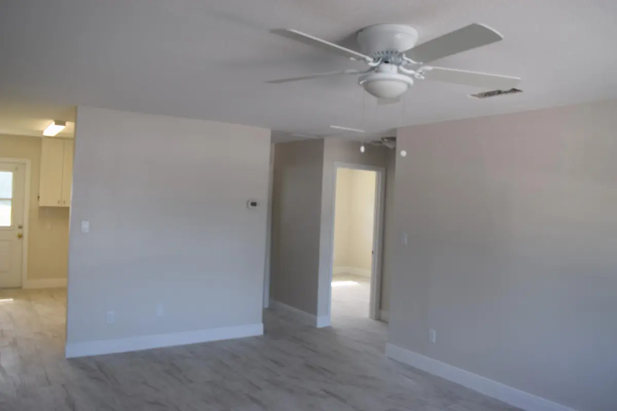 Southland 2 at 207 Southland Drive 2, Fort Pierce