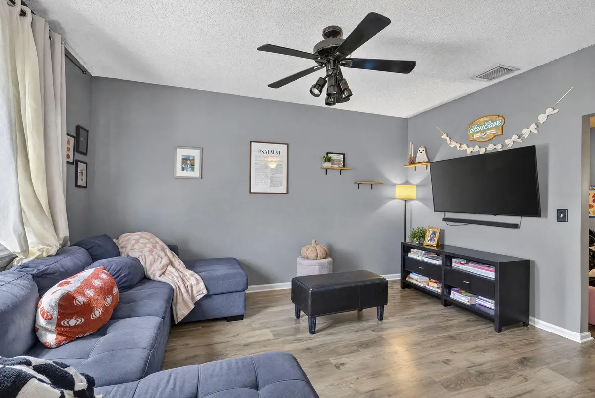 10-web-or-mls-8I8A9730_batchlook at 9440 E PLUM HARBOR Way, Tamarac