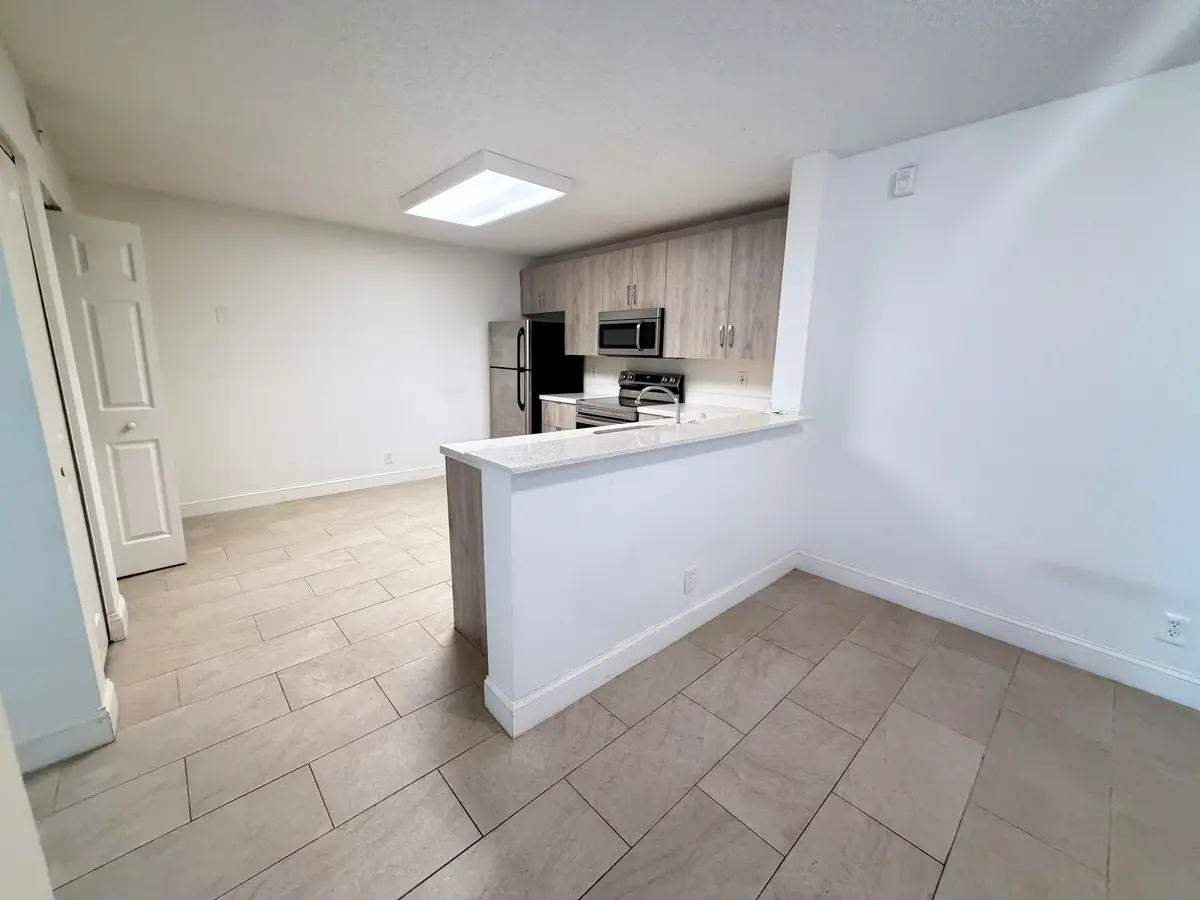 IMG_3587 at 10111 W SUNRISE Boulevard 104, Plantation