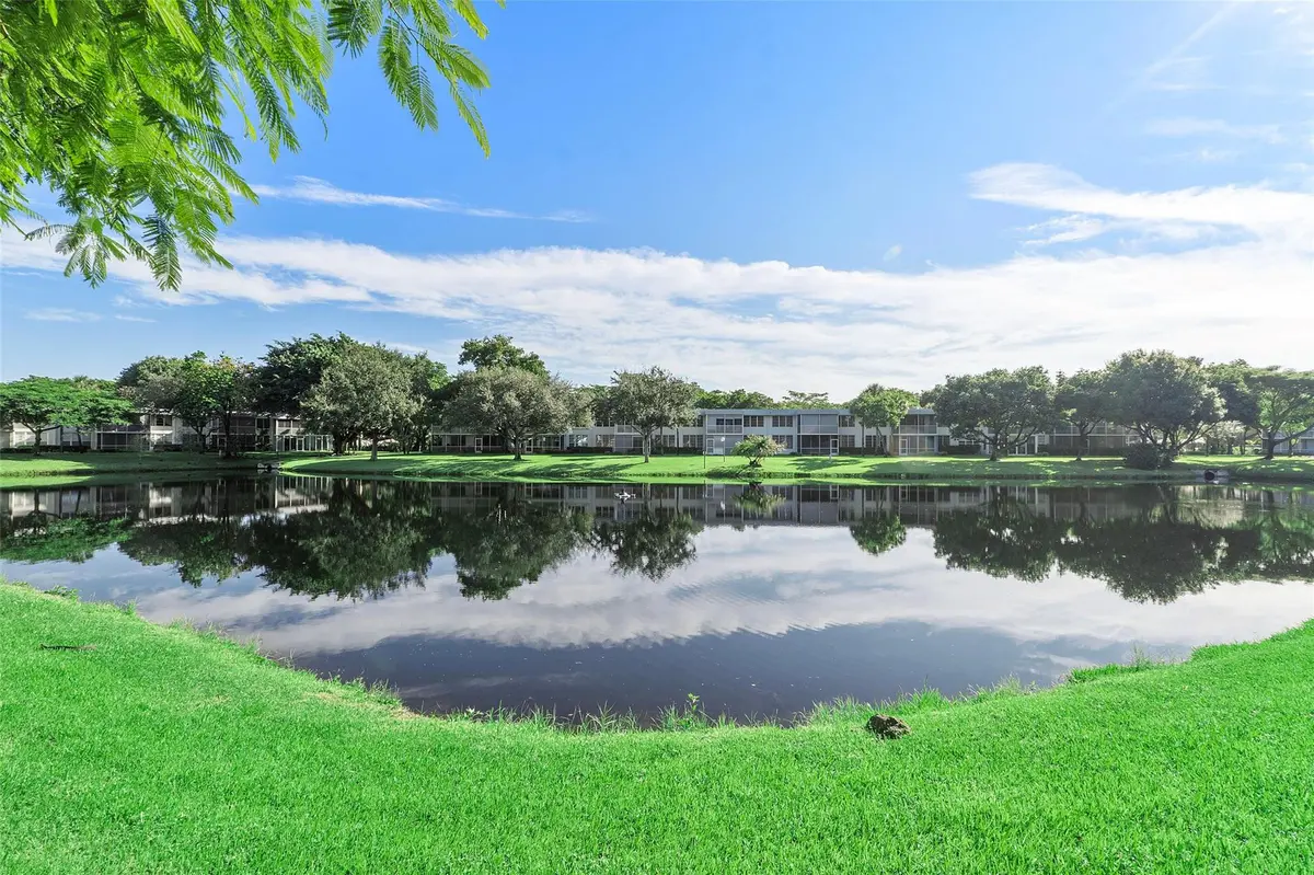 Photo 4 at 4261 W Palm Aire Drive UNIT 203, Pompano Beach
