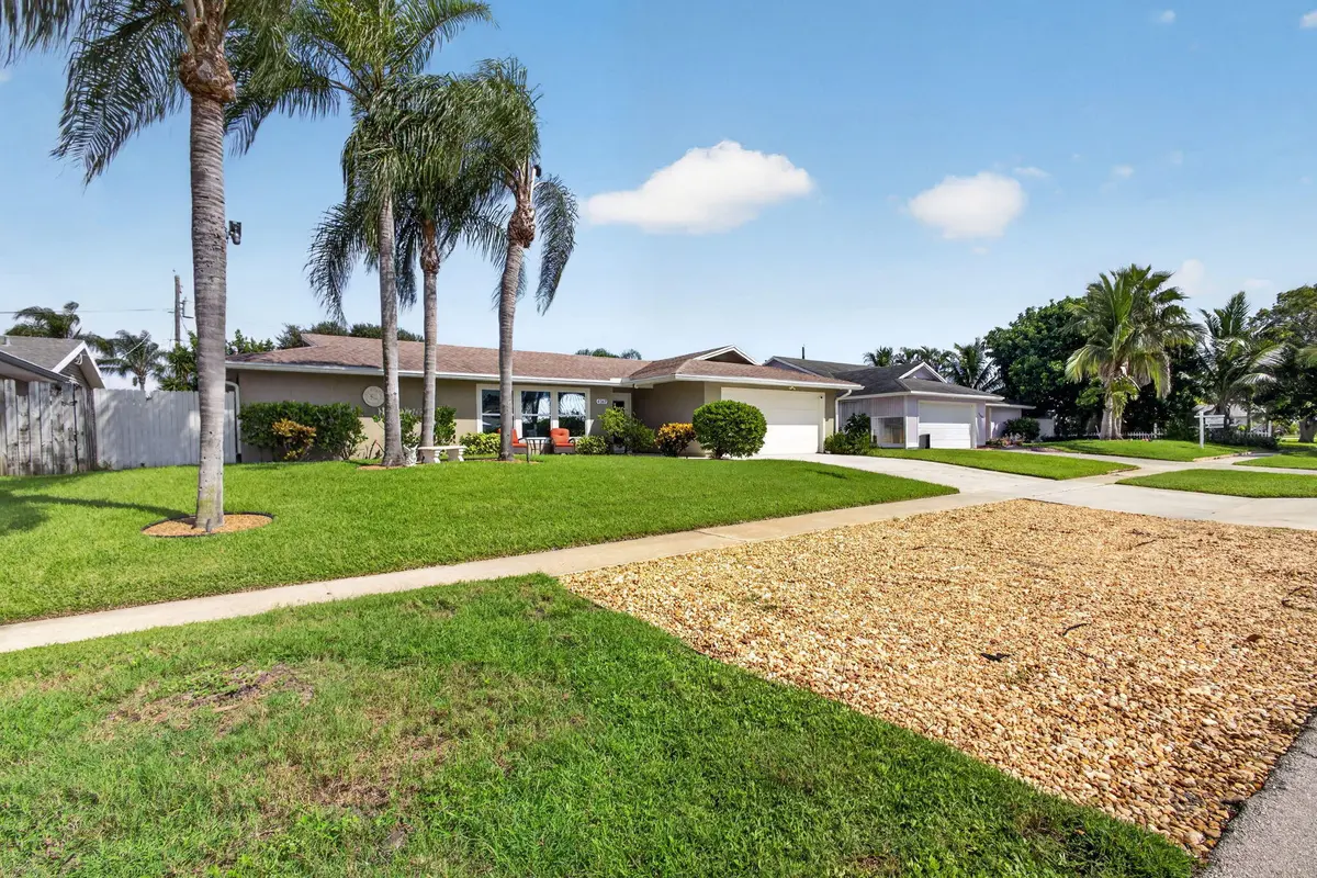 3-web-or-mls-5D1A4834 at 4167 RUSSELL Street, Jupiter