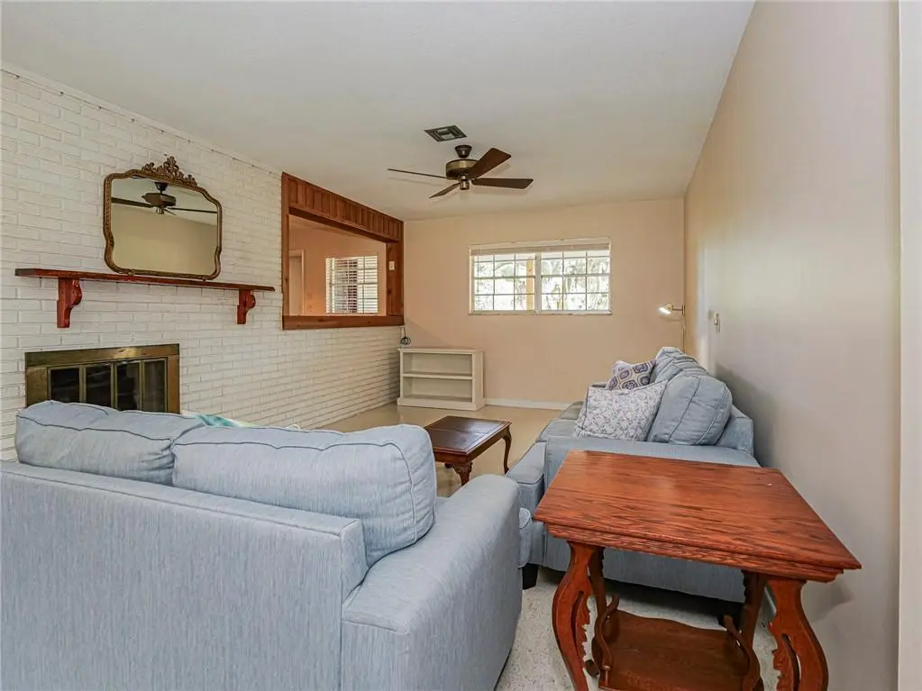 5866 37th street 8 at 5866 37TH Street, Vero Beach