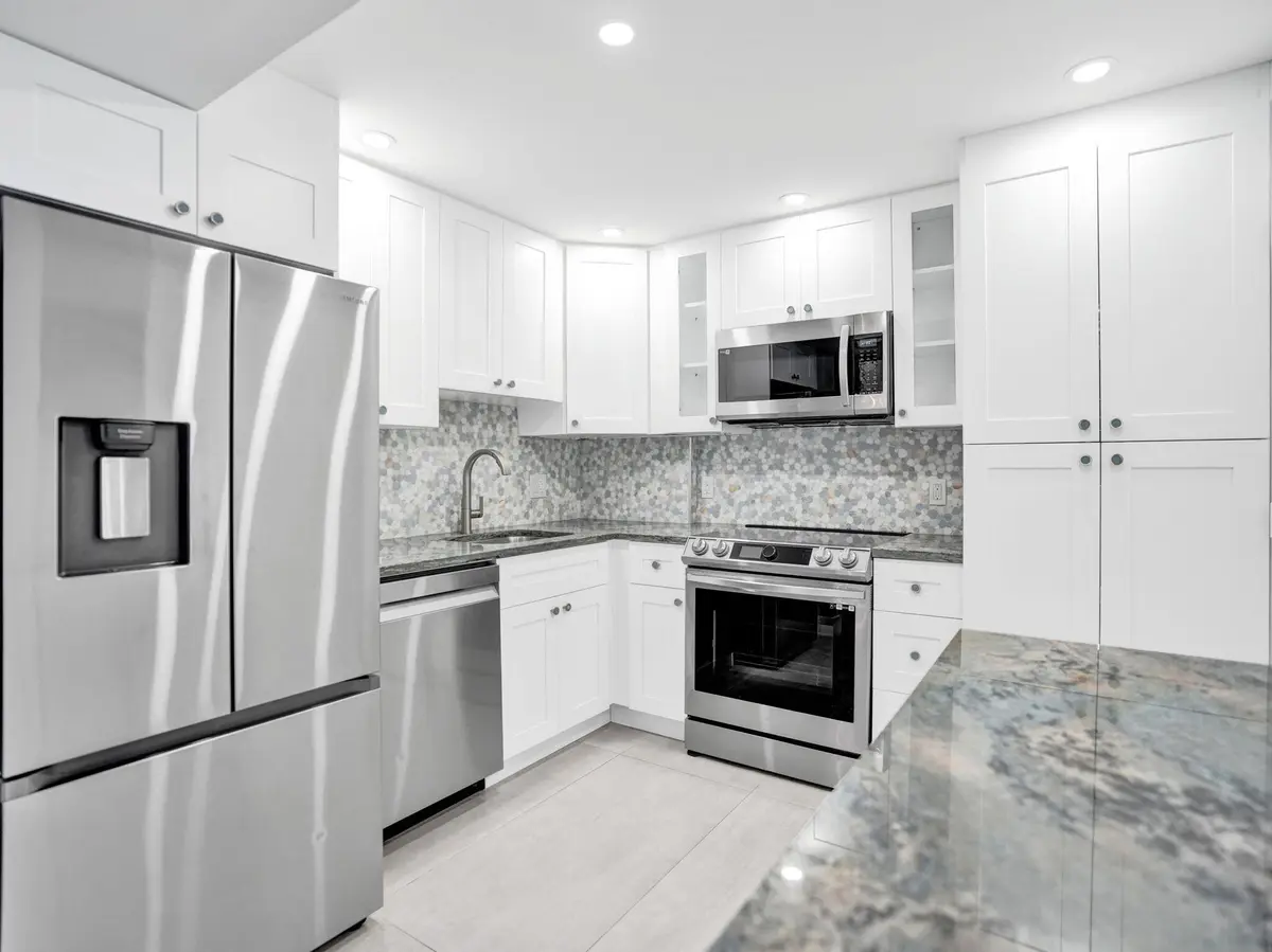 30-web-or-mls-DSC04044 at 2000 S Ocean Boulevard 7N, Lauderdale-By-The-Sea
