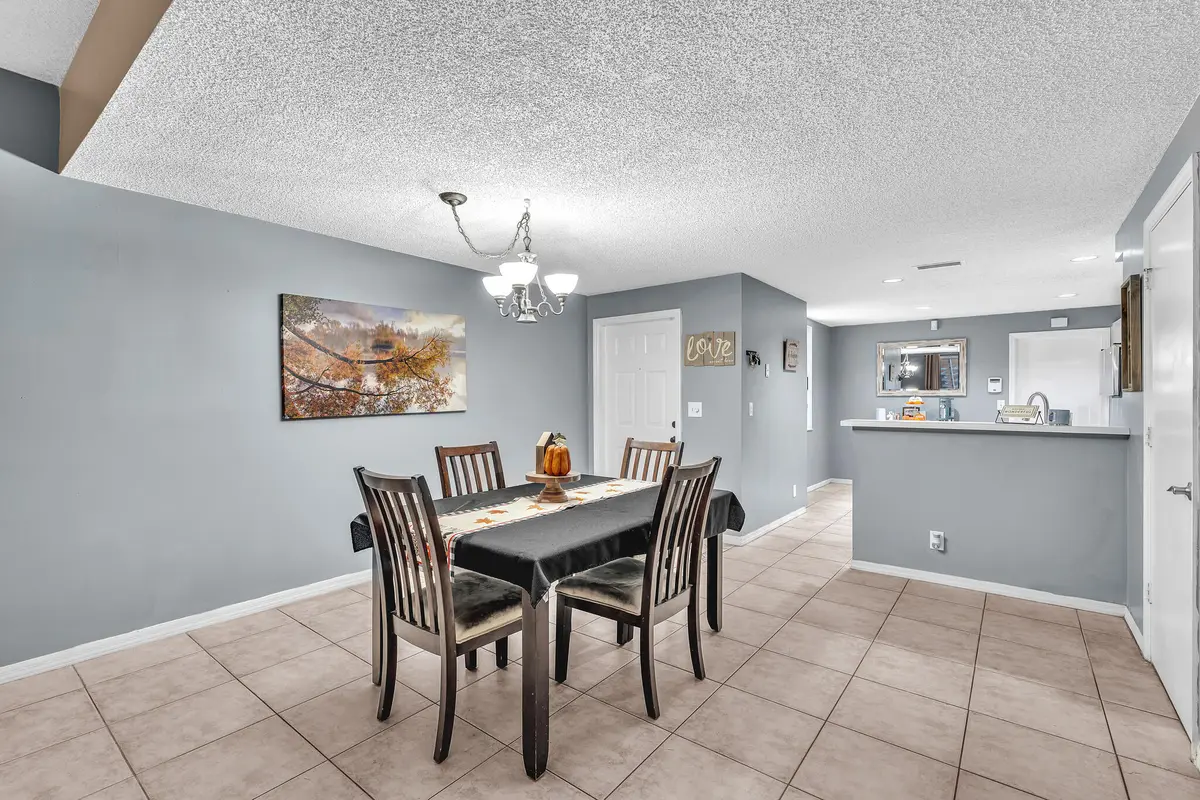 FPP00036 at 1561 Barcelona Way, Weston