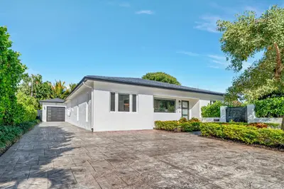 301 Pilgrim Road, West Palm Beach – Single Family Residence for sale
