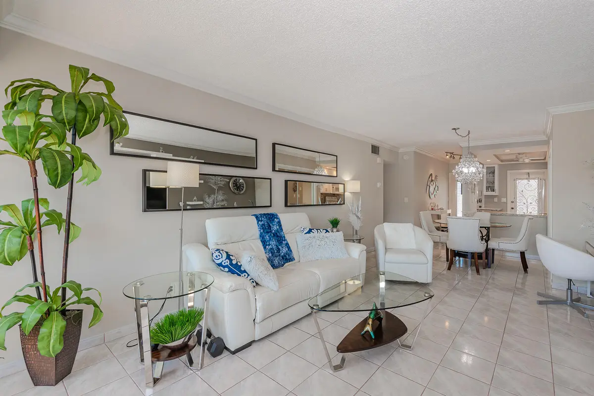 0-12 at 465 Paradise Isle Boulevard, Hallandale Beach