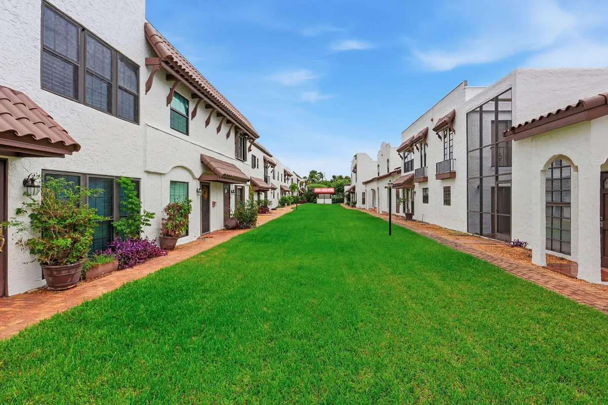 Courtyard at 200 S Ocean Boulevard A-115, Delray Beach