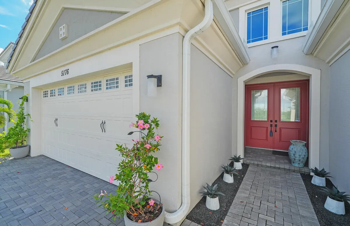 Front Entrance at 5176 Macoon Way, Westlake