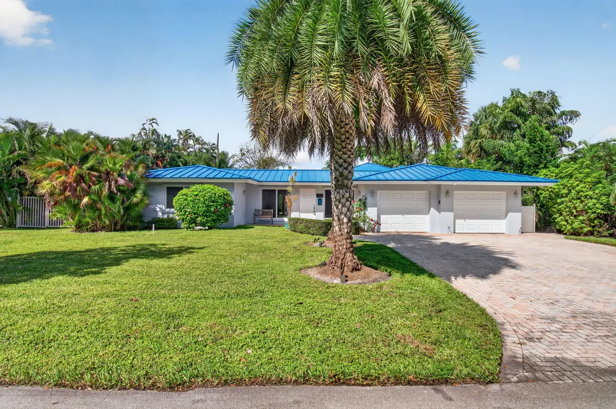 2-web-or-mls-DSC_8104 (1) at 2801 Coral Shores Drive, Fort Lauderdale
