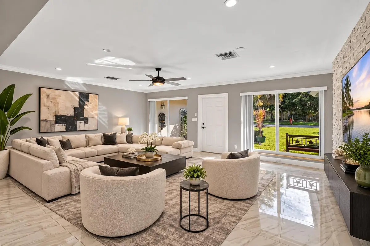 front 4 (1) at 2801 Coral Shores Drive, Fort Lauderdale
