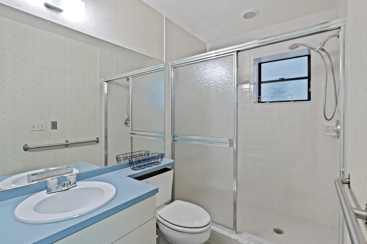 41-web-or-mls-1501-presidential-way-9-11 at 1501 PRESIDENTIAL Way 9, West Palm Beach