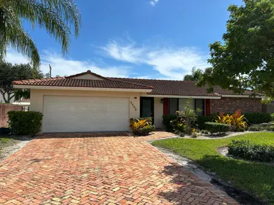 3760 NW 2ND Court, Boca Raton – Single Family Residence for rent