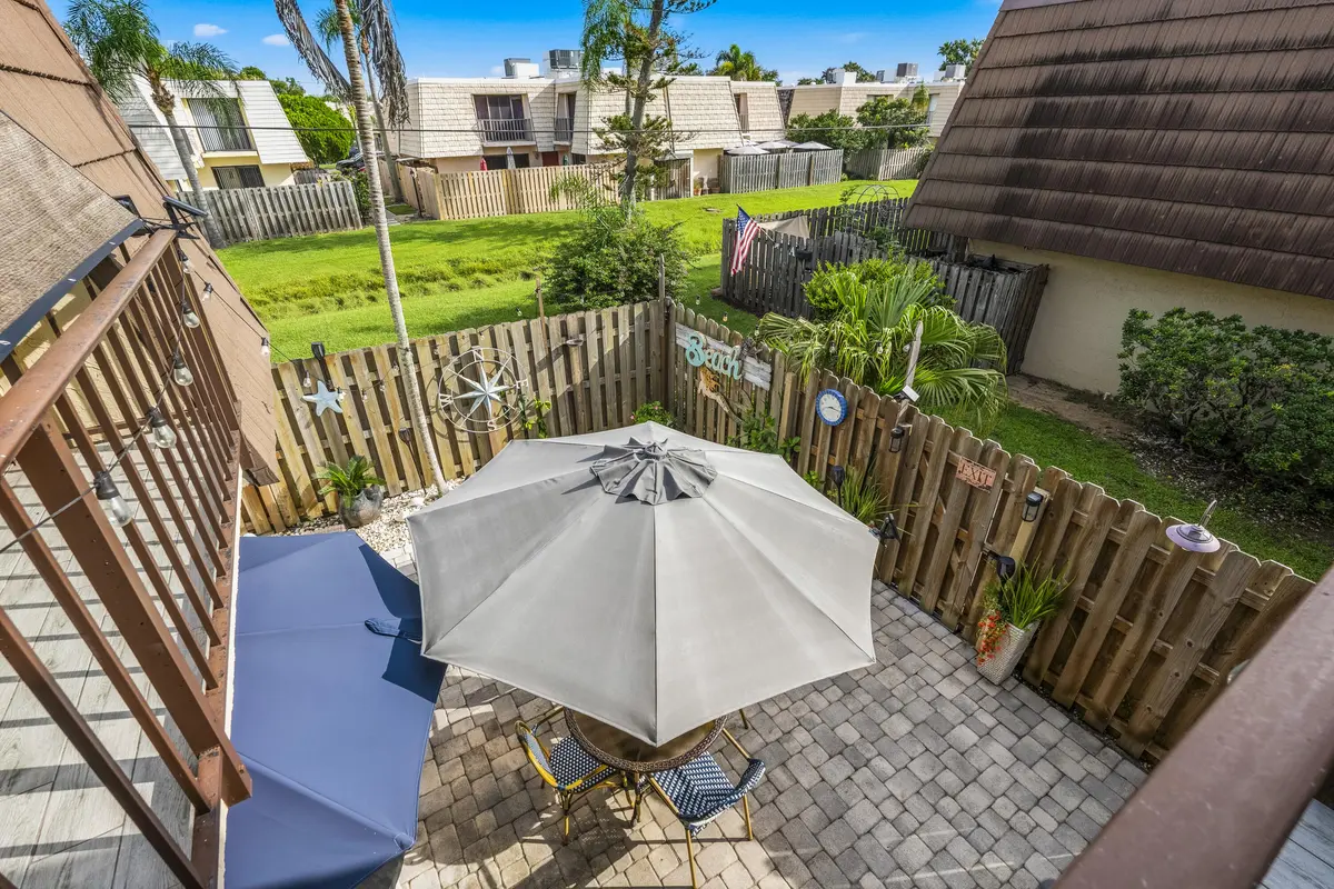 1166 6th Avenue - 15B-078 at 1166 6th Avenue 15B, Vero Beach
