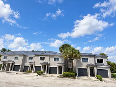 350 Crestwood Circle 308, Royal Palm Beach – Condominium for sale
