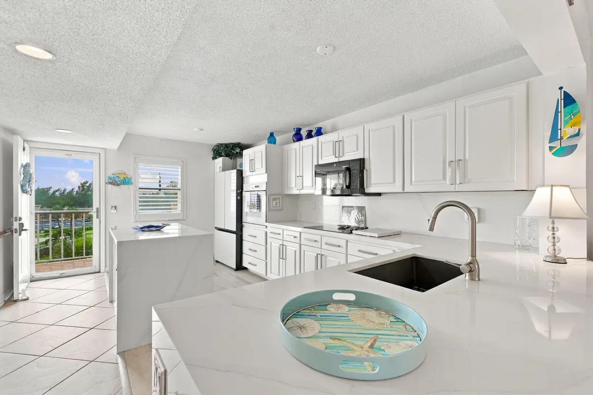 Kitchen at 10980 S Ocean Drive 413, Jensen Beach
