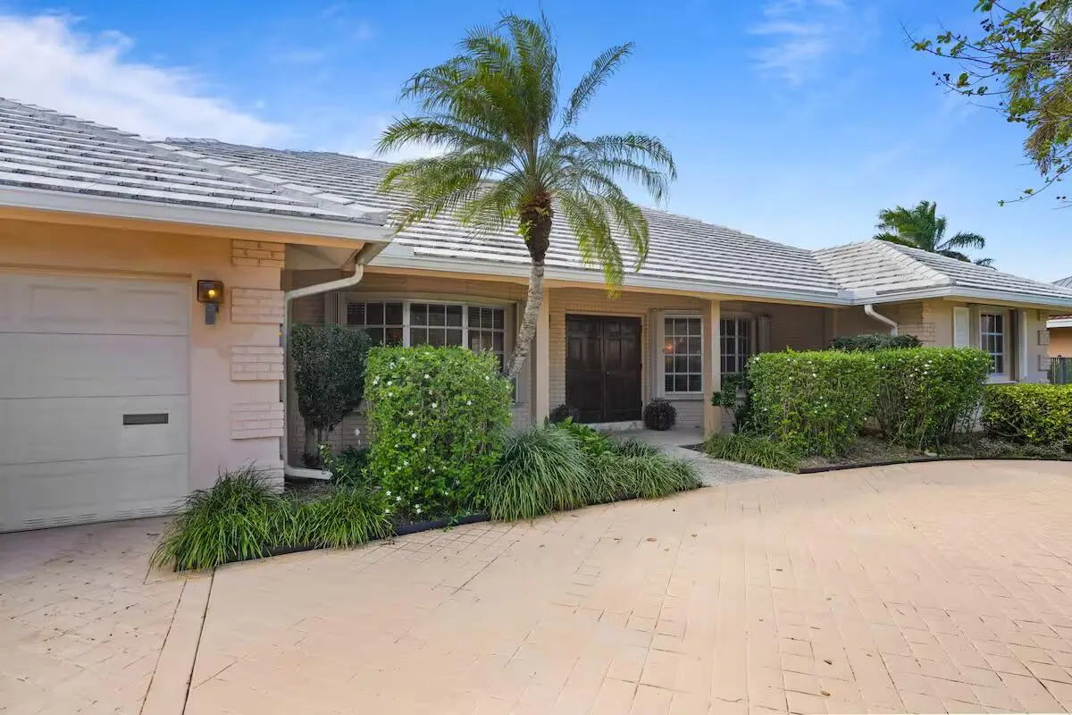 IMG_0365 at 5307 NE 32nd Avenue, Fort Lauderdale