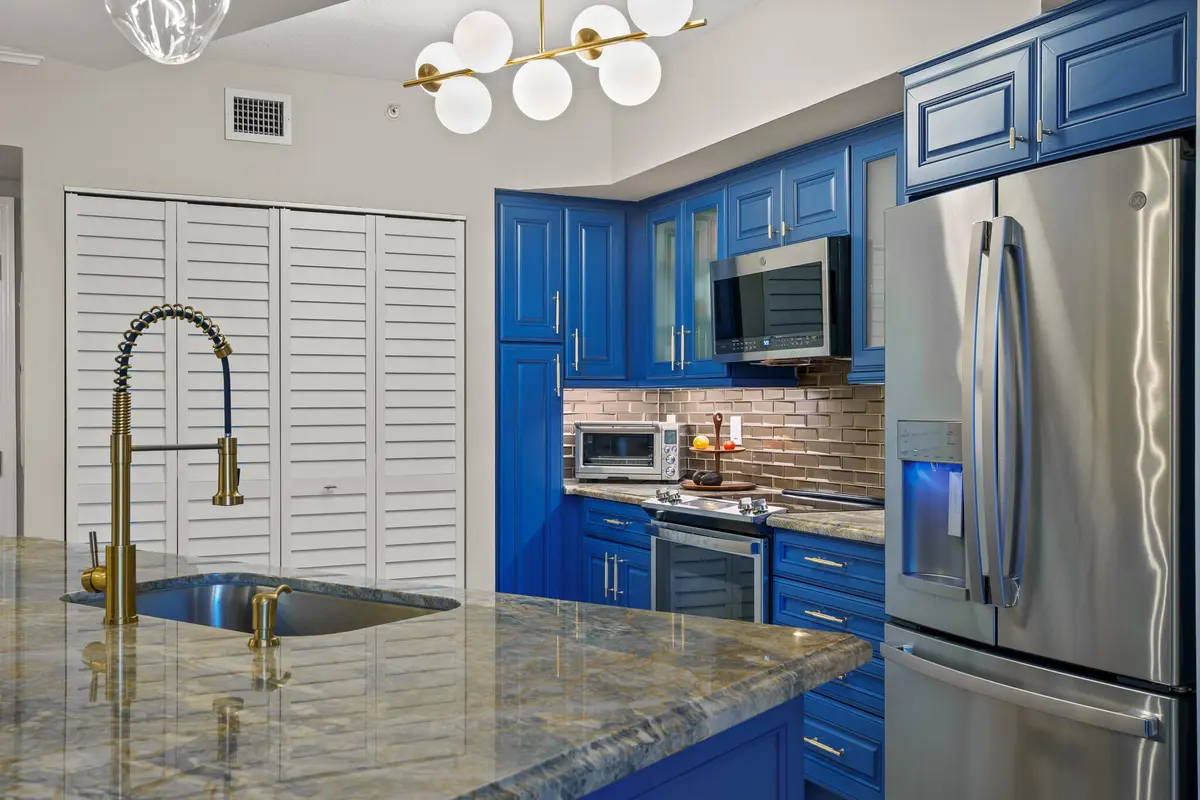 Kitchen at 600 S DIXIE Highway 544, West Palm Beach