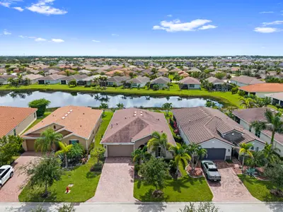 12497 SW Silverwood Avenue, Port St. Lucie – Single Family Residence for sale