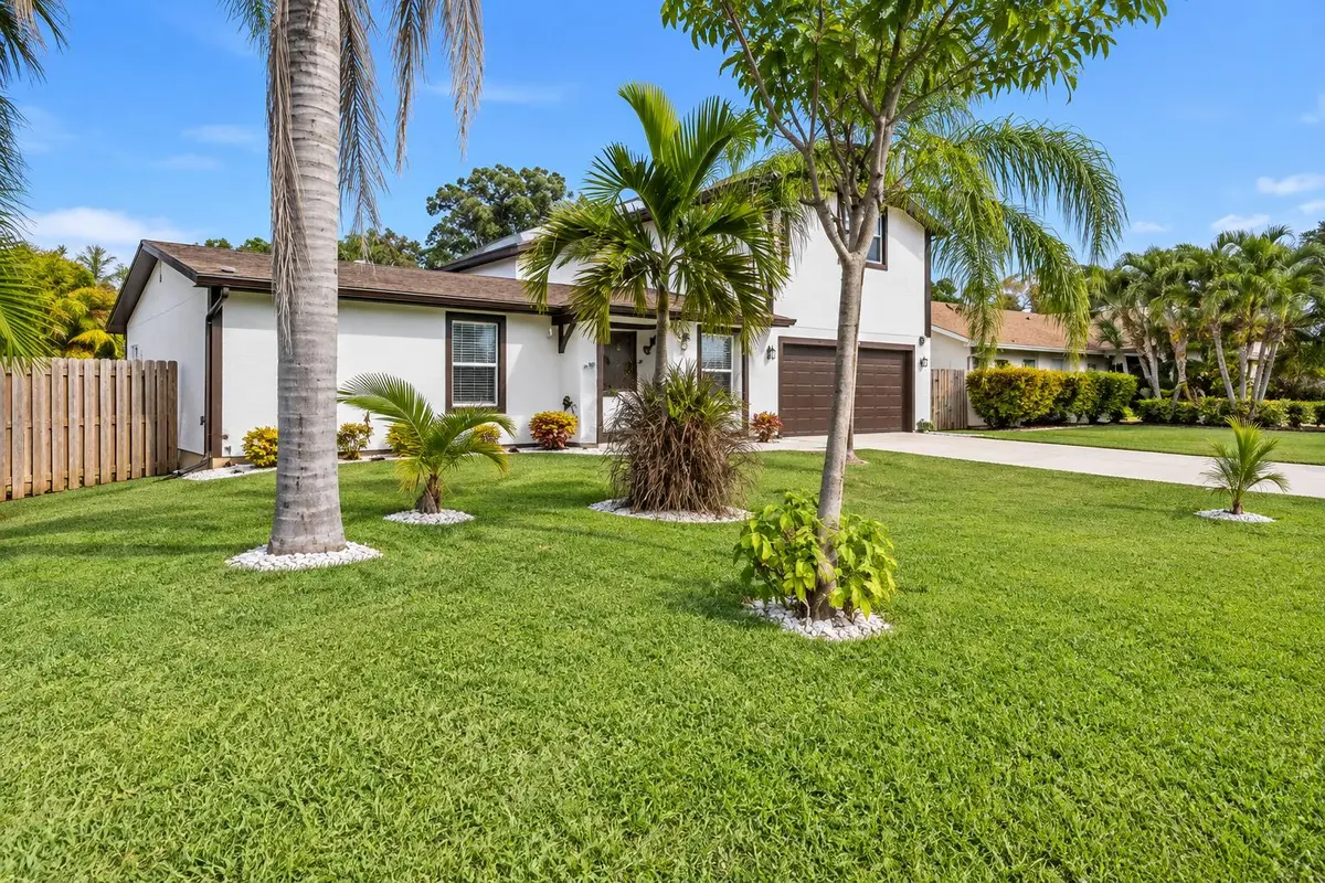 E0C4E494-3F90-4477-83D1-C0CEBF756E3D at 707 SE KARRIGAN Terrace, Port St. Lucie