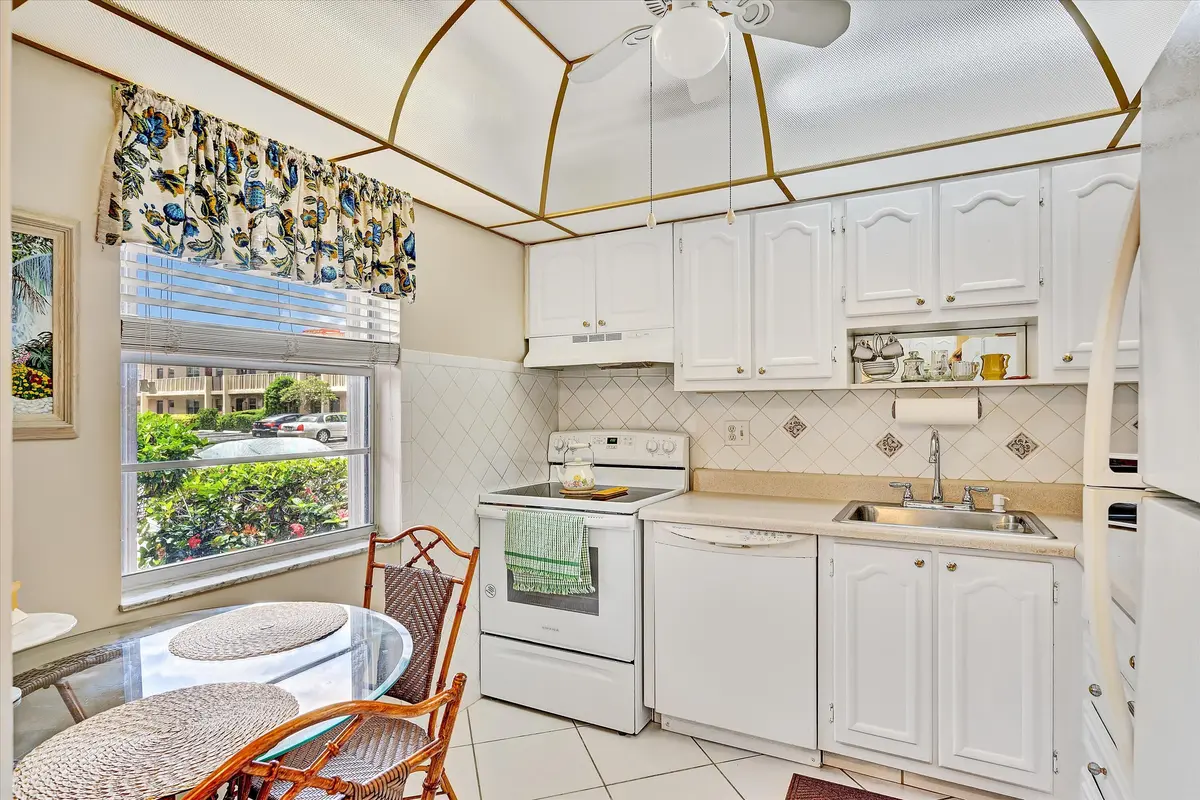 04-22 Abbey Lane #106 Delray Beach-201 at 22 Abbey Lane 106, Delray Beach