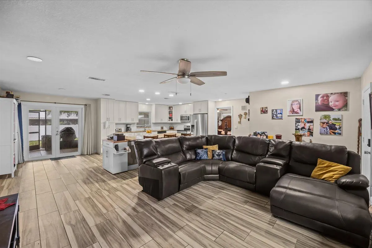 08-myrtle in-16 at 5112 Myrtle Drive, Fort Pierce