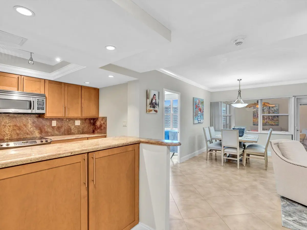 01-FPP00511 at 3300 NE 36TH Street 1219, Fort Lauderdale