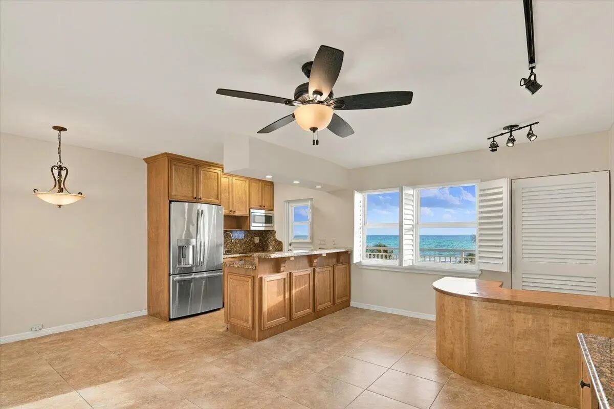 12-901 S Surf Rd, Hollywood, FL, 33019 - at 901 S Surf Road 506, Hollywood