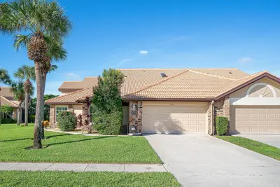 8213 CASSIA Drive, Boynton Beach – Villa for sale