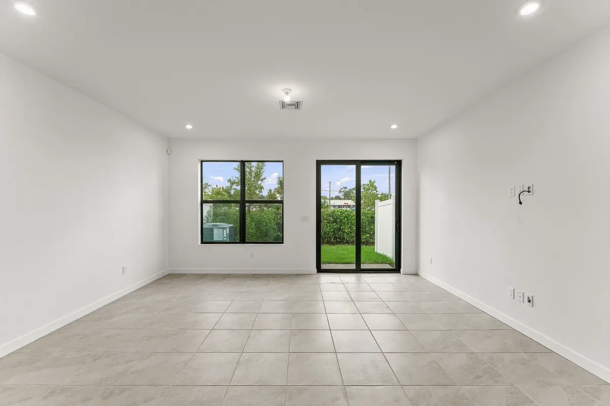 US_SEF_HAWTHORN_LOT 22_GREAT ROOM at 7231 Channing Avenue, Lake Worth