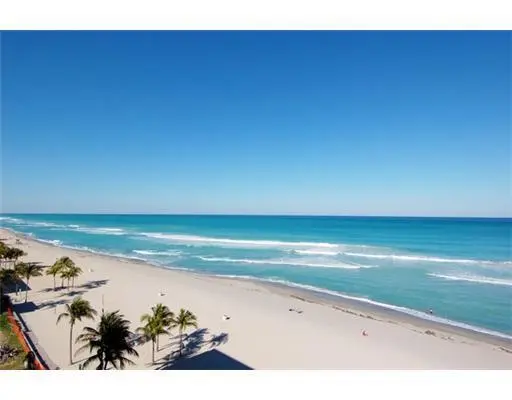 Atlantic Ocean at 511 S Surf Road, Hollywood