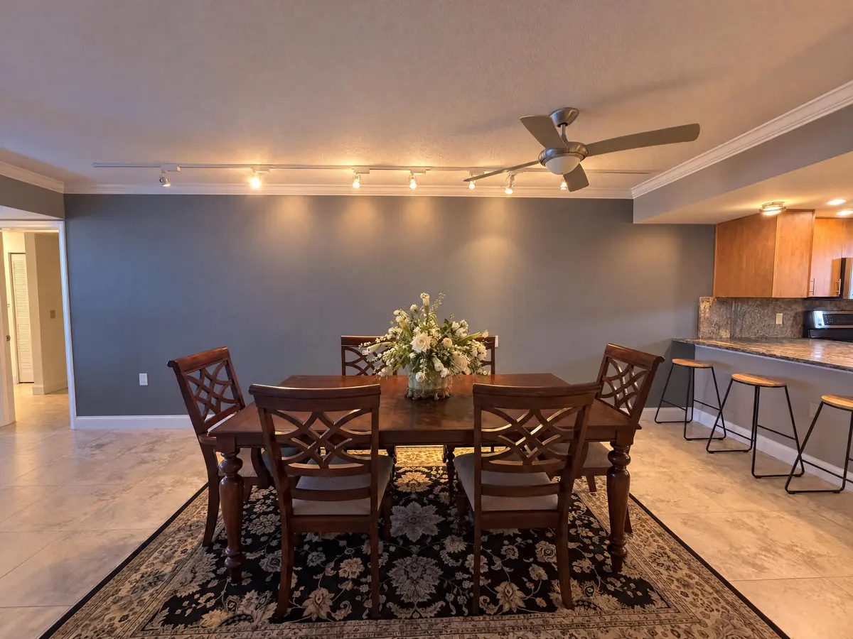 12-WhatsApp Image 2026-10-08 at 1.49.43 at 6133 BALBOA 405, Boca Raton