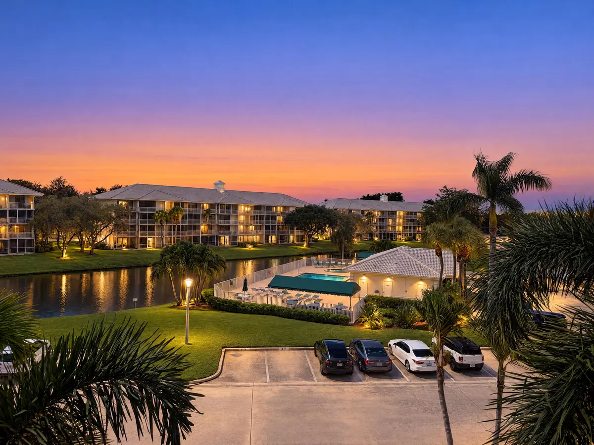 28-WhatsApp Image 2026-10-08 at 1.49.49 at 6133 BALBOA 405, Boca Raton