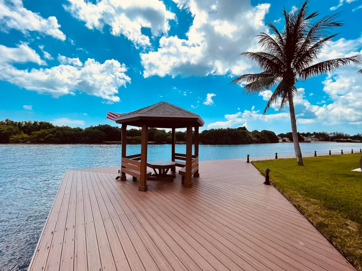 Gazebo On the Intracoastal at 939 KOKOMO KEY Lane, Delray Beach