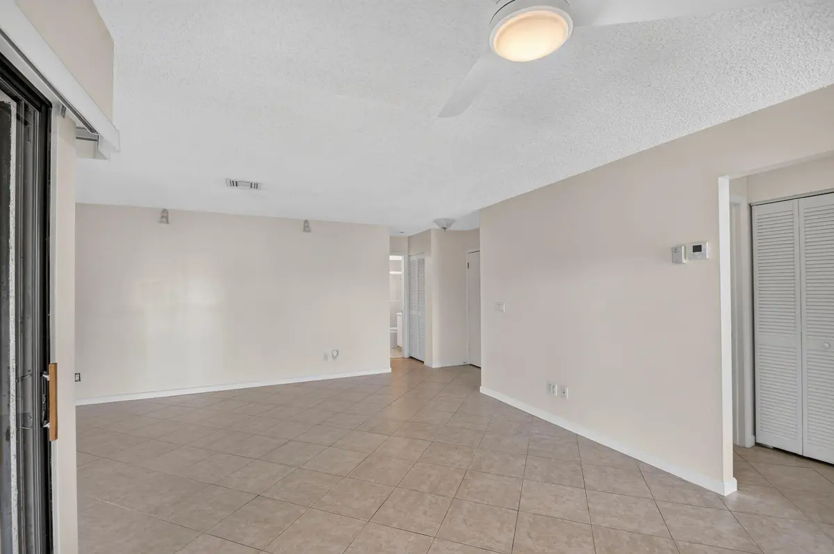 23-web-or-mls-DSC_5305 at 6102 WOODLAKE Boulevard, Greenacres