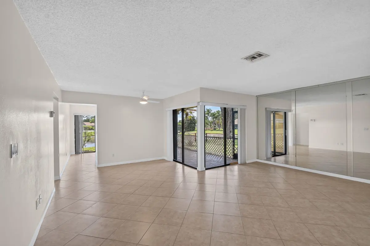 16-web-or-mls-DSC_5273 at 6102 WOODLAKE Boulevard, Greenacres