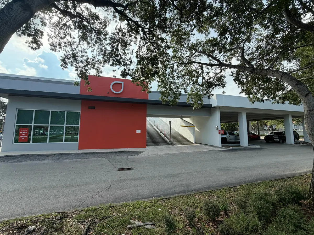 IMG_7074 at 10015 NW 41ST Street, Doral