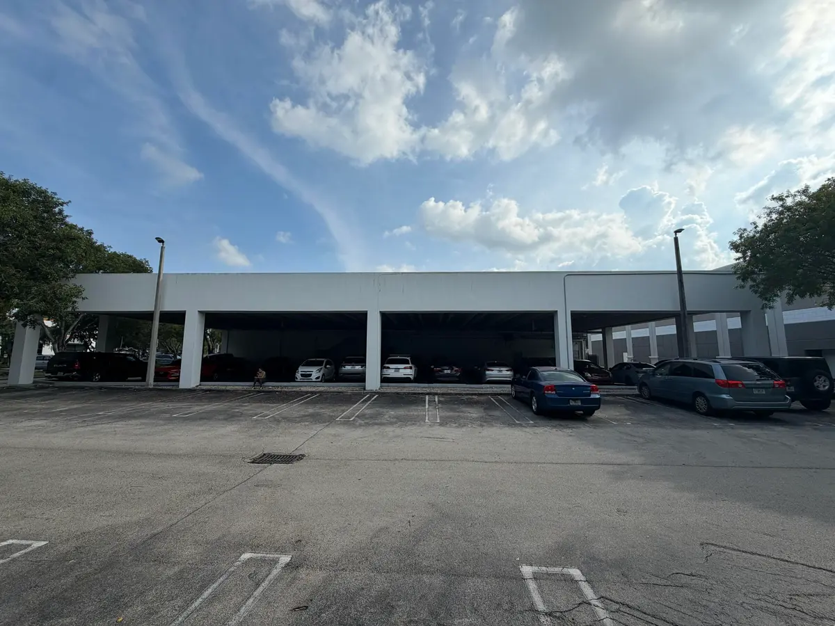 IMG_7077 at 10015 NW 41ST Street, Doral