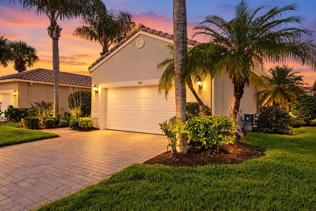 TwilightPalm-LitFloridaHome at 392 NW BREEZY POINT Loop, Port St. Lucie