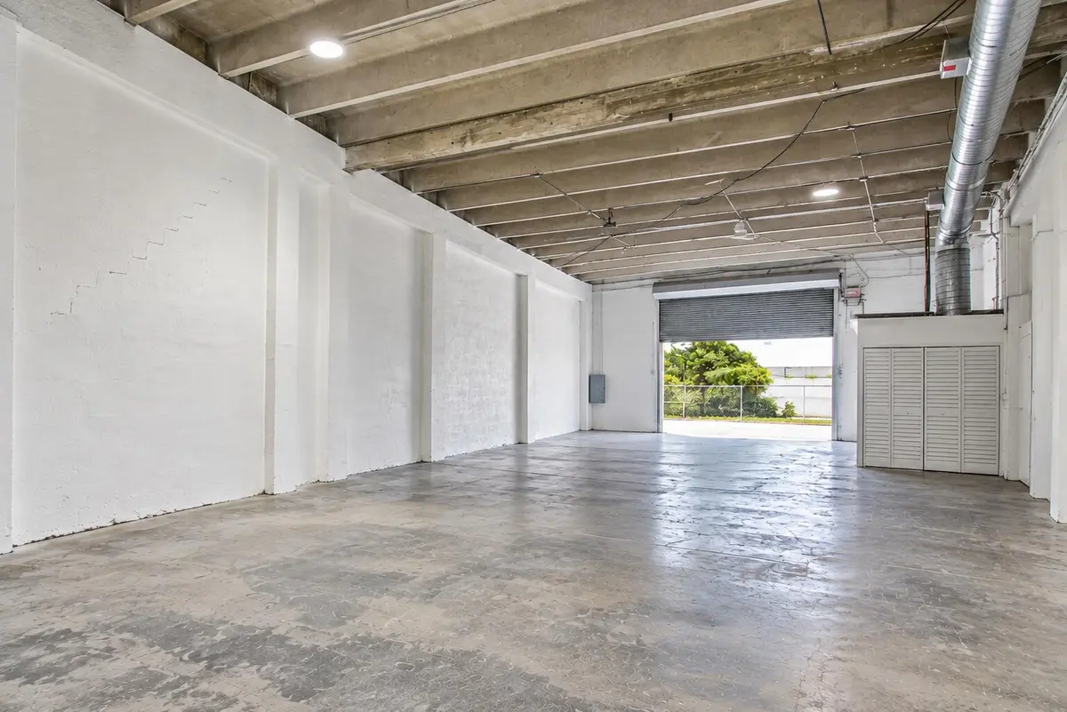 Pic 6 at 3400 NW 78th Avenue 6, Doral