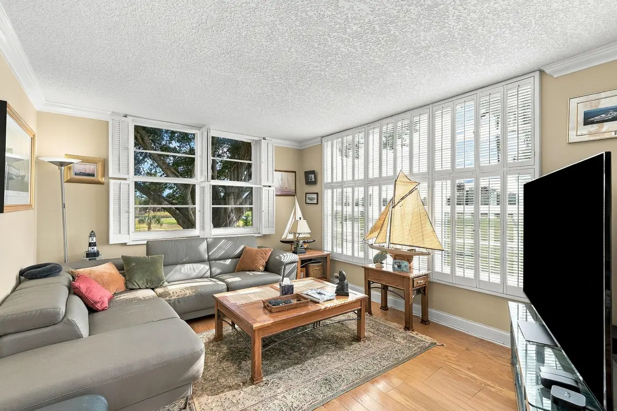 Office/Den at 3980 Oaks Clubhouse Drive 212, Pompano Beach