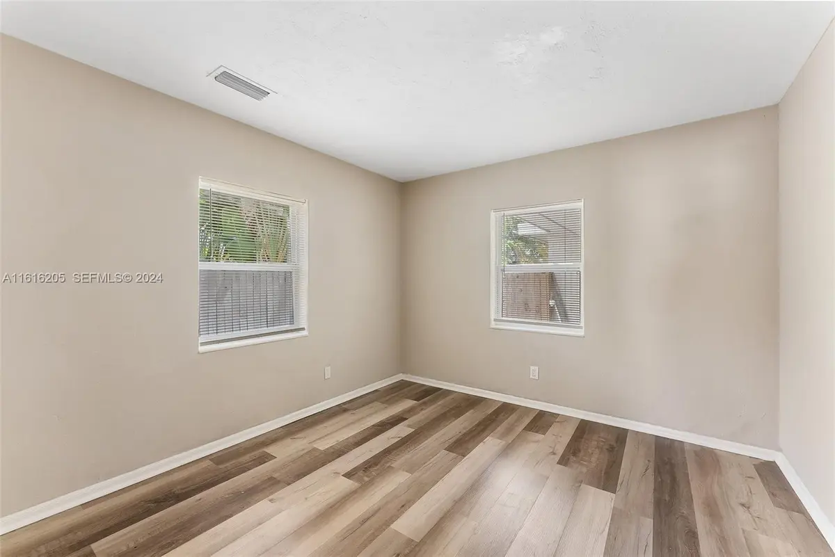 bedroom 2 at 1142 NE 15th Avenue B, Fort Lauderdale