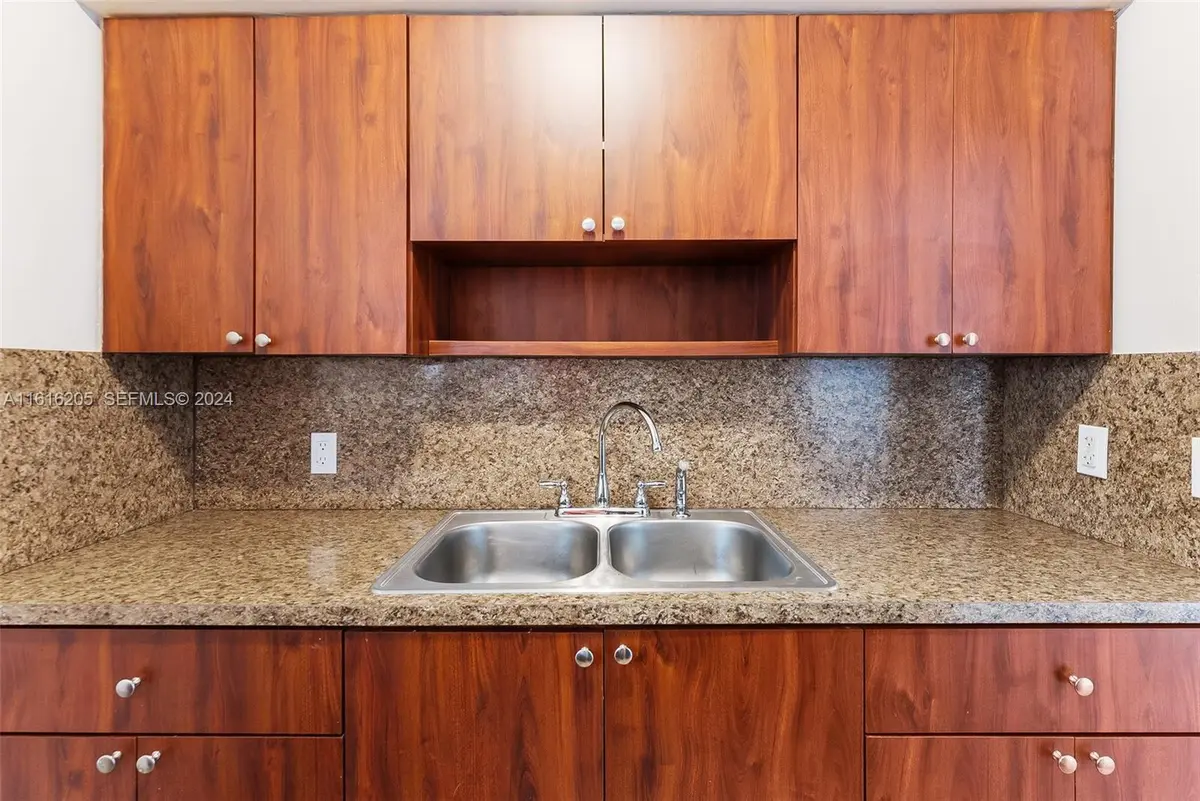 kitchen 1 at 1142 NE 15th Avenue B, Fort Lauderdale