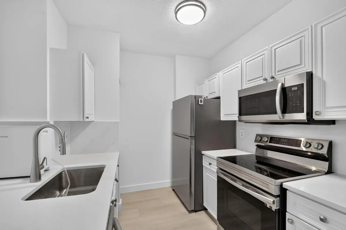 3-web-or-mls-DSC_2178 at 630 S Sapodilla Avenue 223, West Palm Beach
