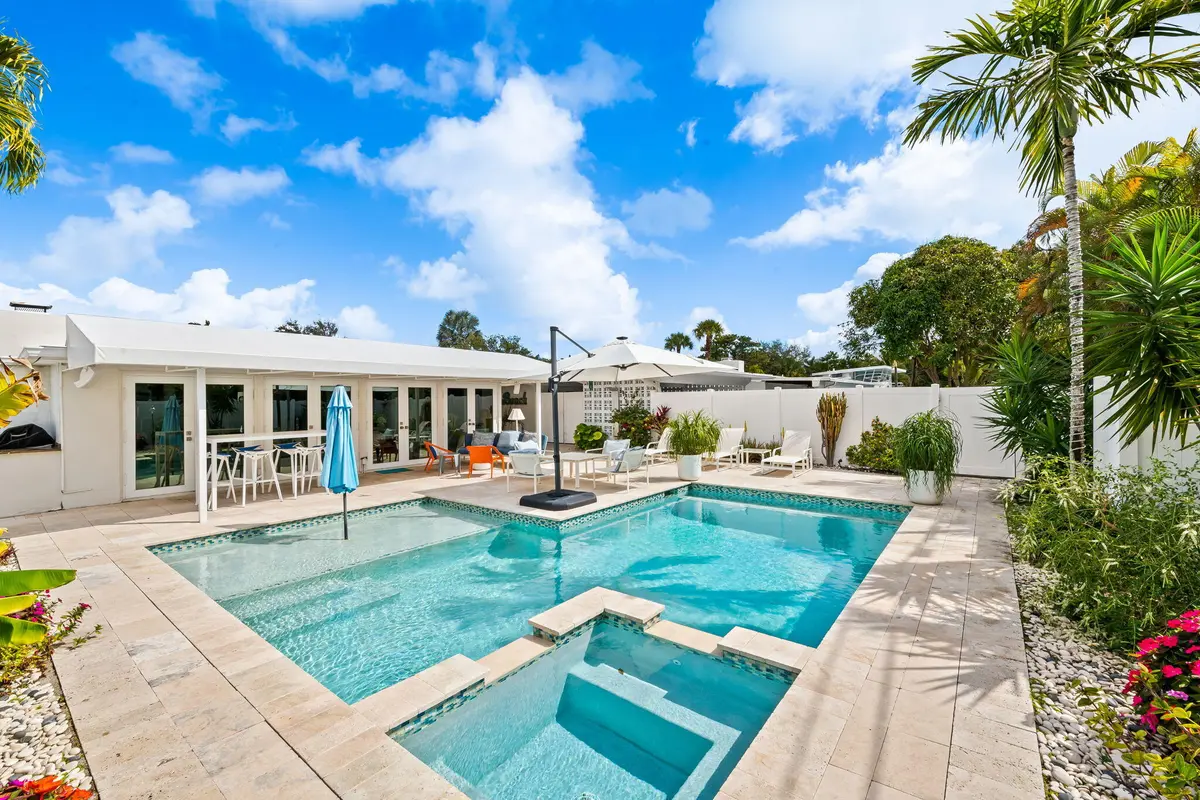 13-web-or-mls-DSC_6337 at 2208 Anchor Drive, Fort Lauderdale