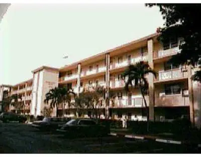 9949 SANDALFOOT Boulevard 510, Boca Raton – Condominium for rent