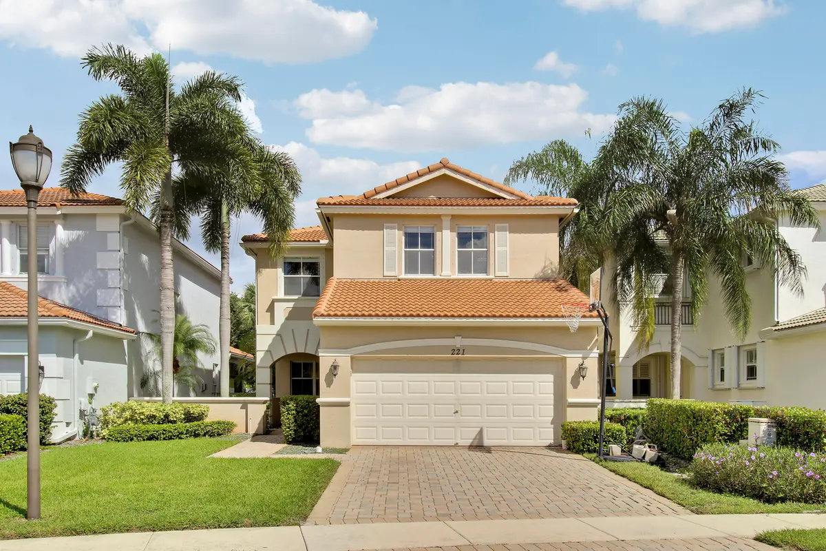 Front Exterior at 221 Isle Verde Way, Palm Beach Gardens